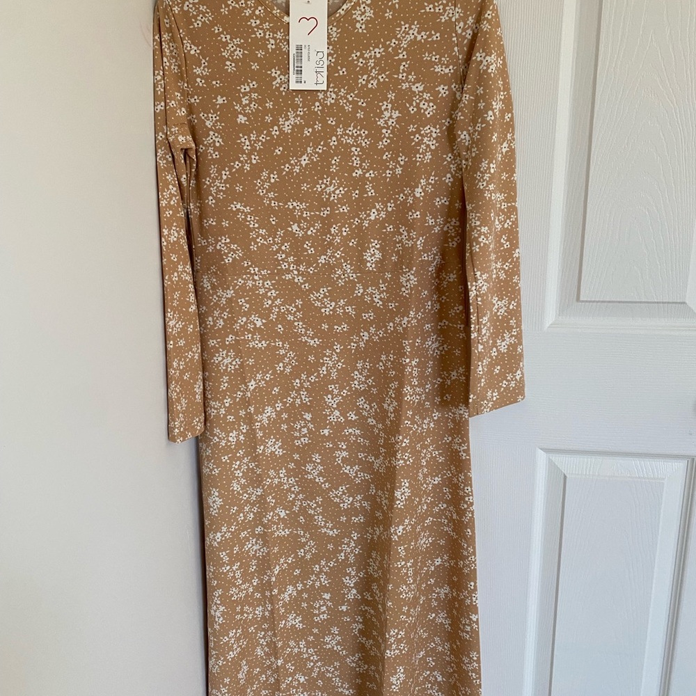Women’s Long Sleeve Dress.